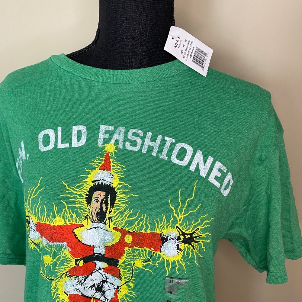 2/$20 Size M | National Lampoons Christmas TShirt - Picture 3 of 14